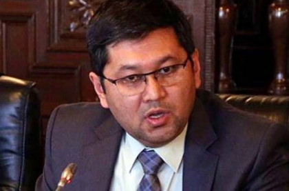 محمد طاهر زهير د آريانا ټلويزيون د خبريال پر ټپي کېدو خواشيني څرګنده کړه